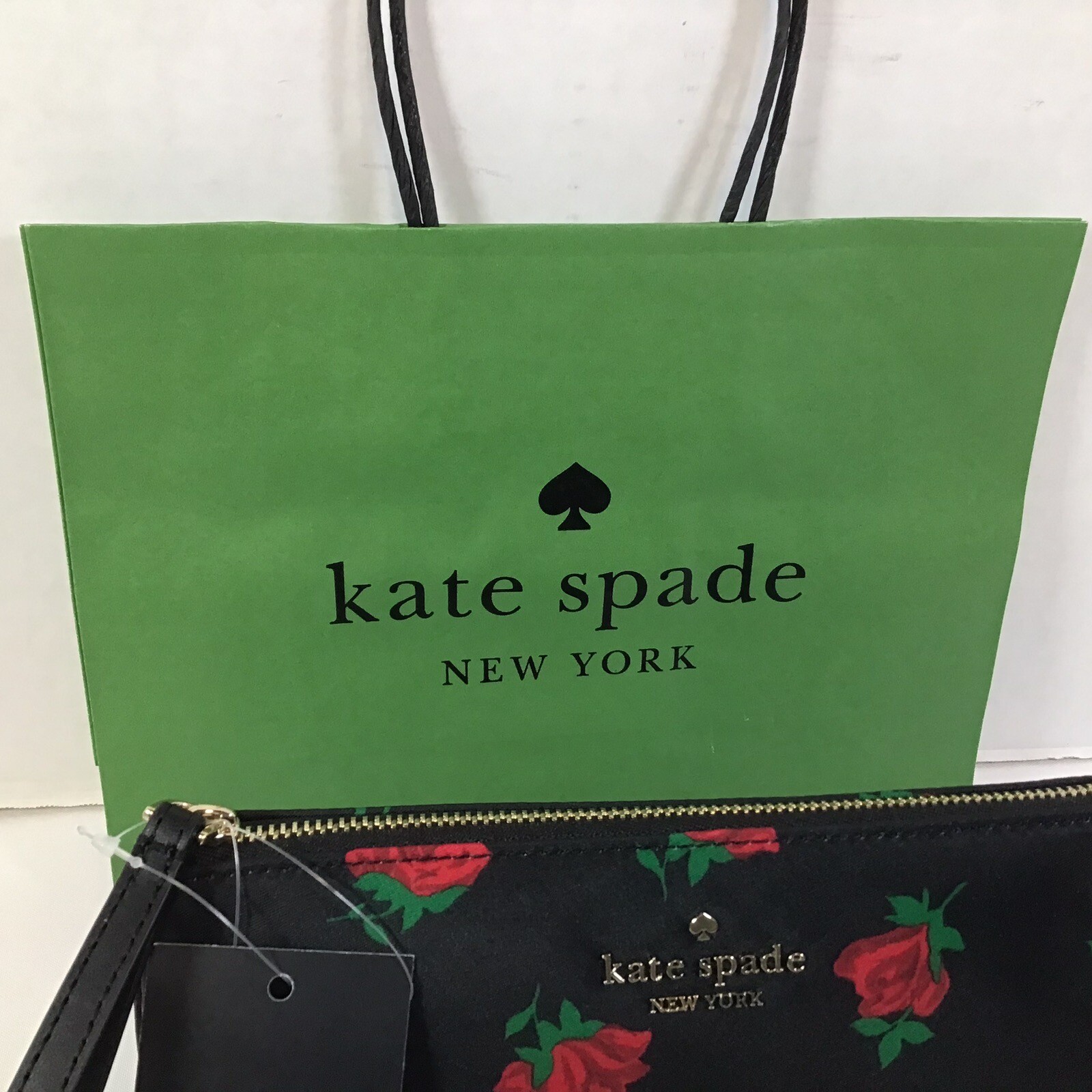 Disney X Kate Spade Chelsea Rose Toss Wristlet Pouch KE615 Card Holder KE995