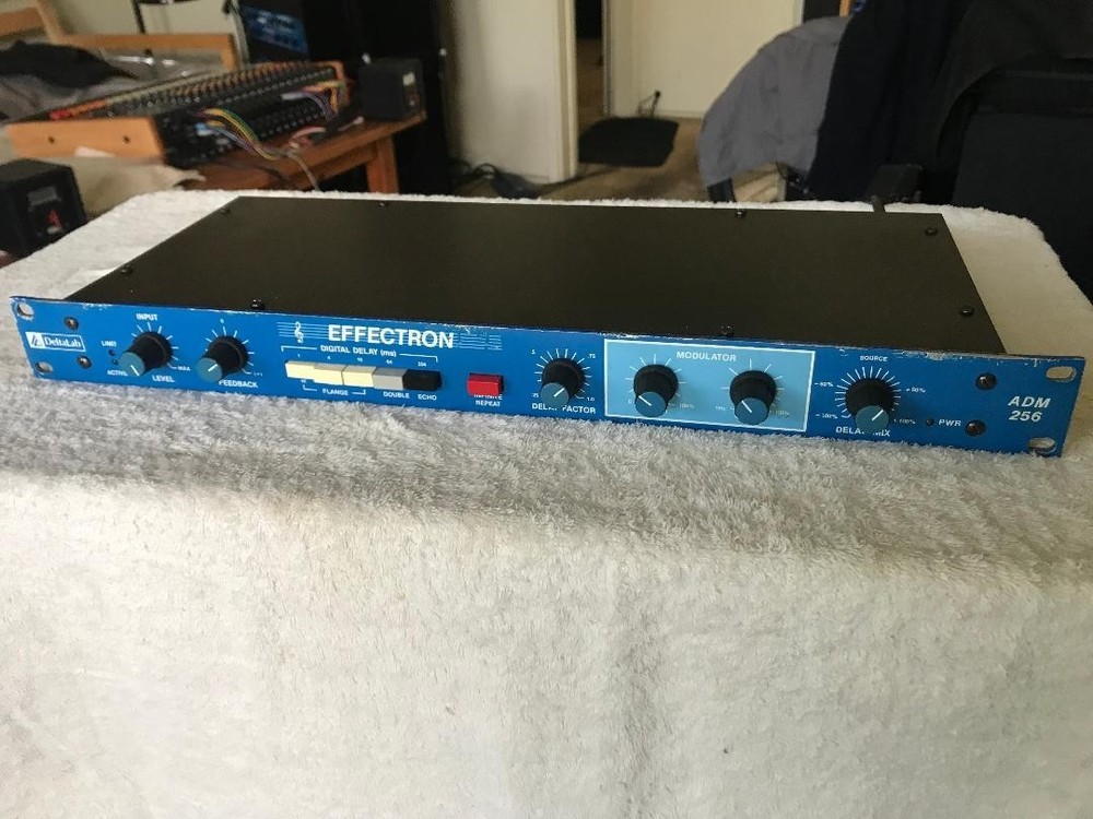 DeltaLab Digital Delay ADM 256