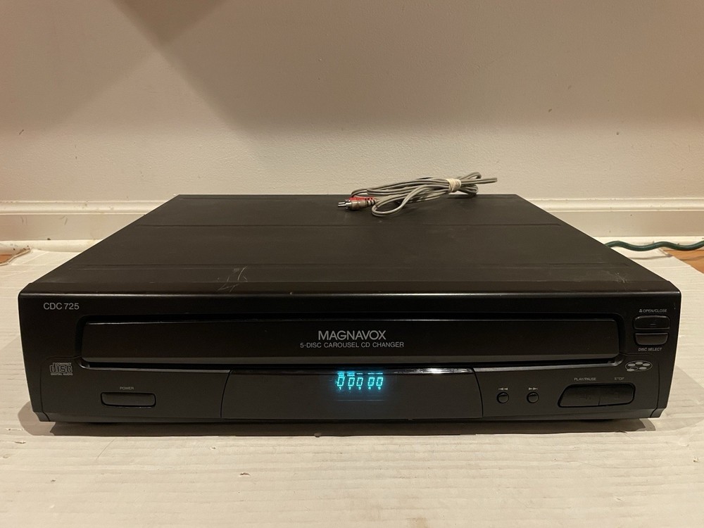 Magnavox CDC 725 Compact Disc 5 CD Carousel CD Player Changer with Cables Tested