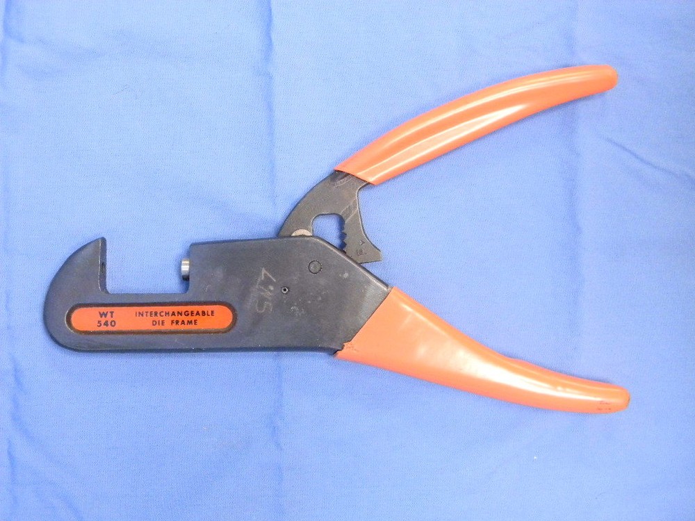 Thomas & Betts T&B WT540 Ratchet Hand Crimp Tool Interchangeable Die Frame