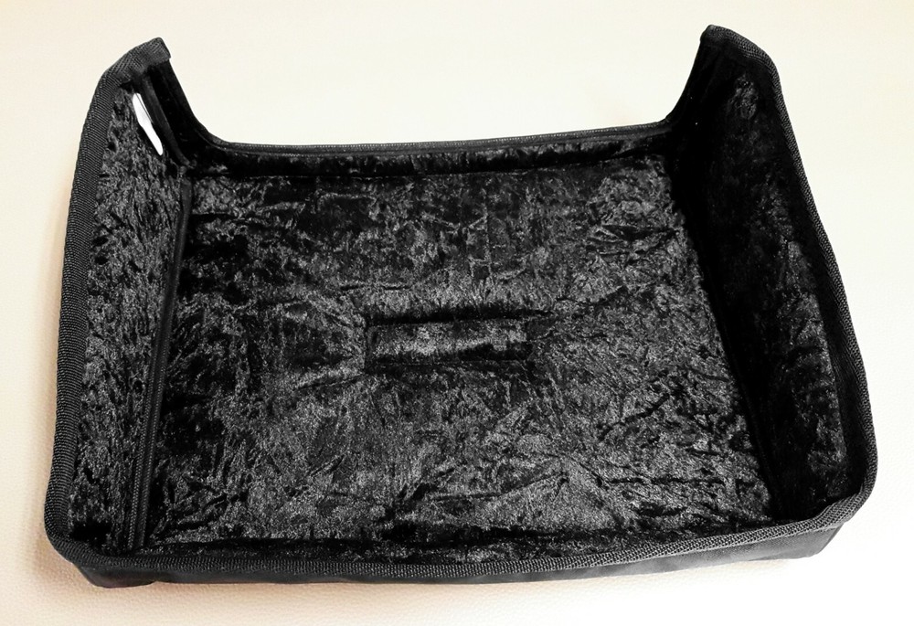 Custom padded cover for AKAI MPC 3000