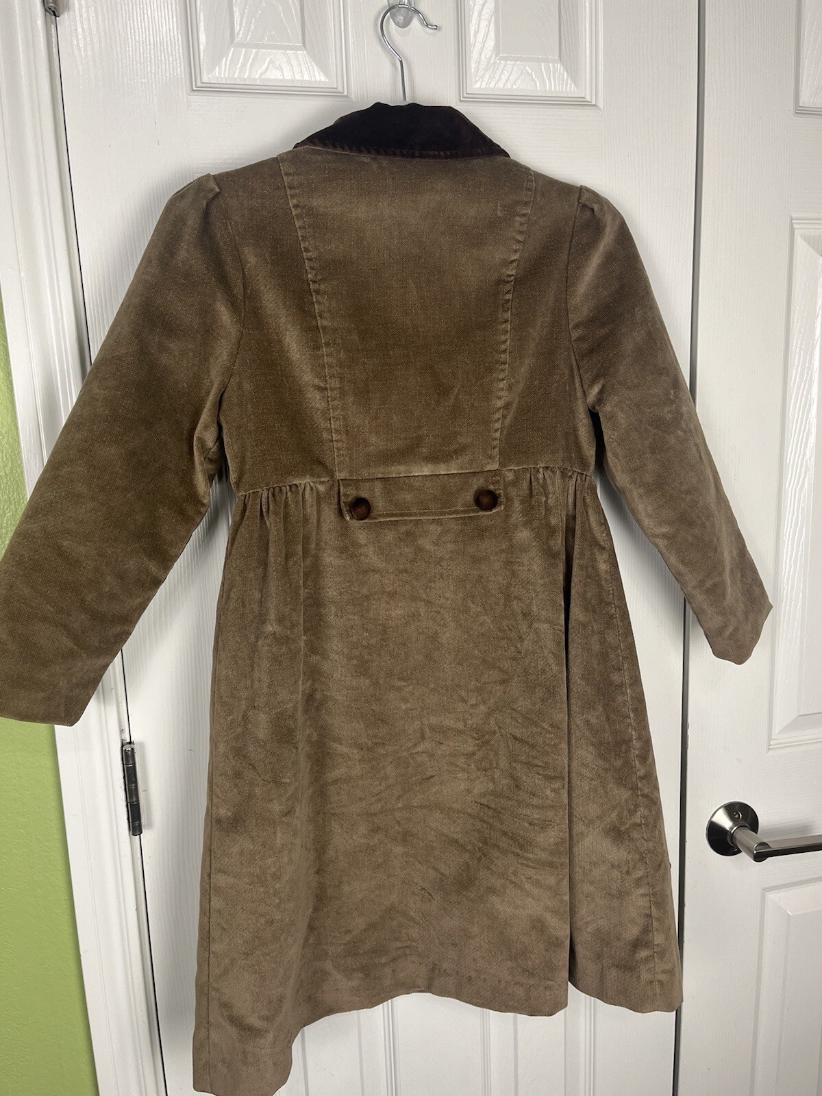 Jiminy Brown Vintage Girls Coat Size 10