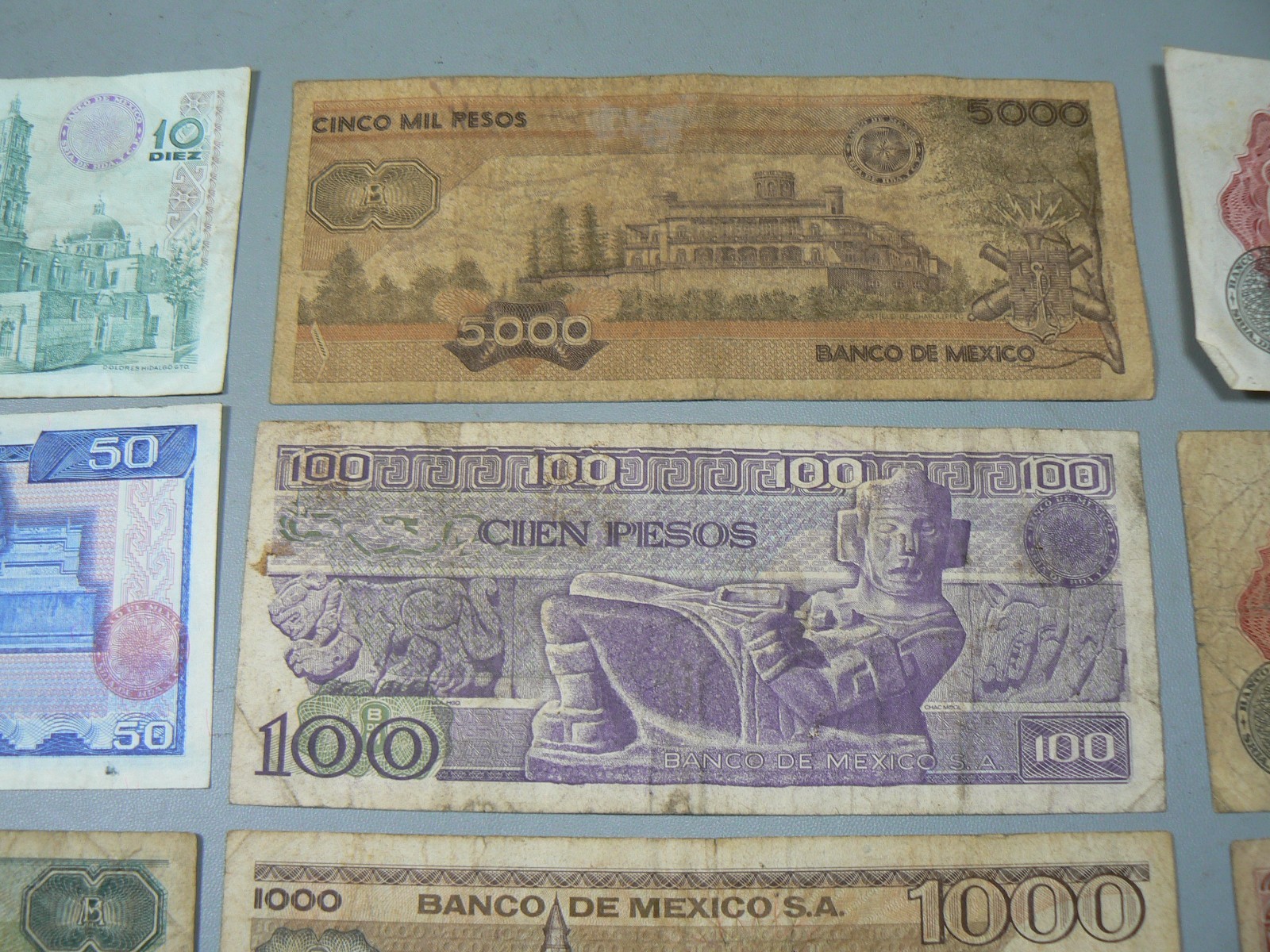 Lot of 10 Mexico Mexican Banknotes Pesos