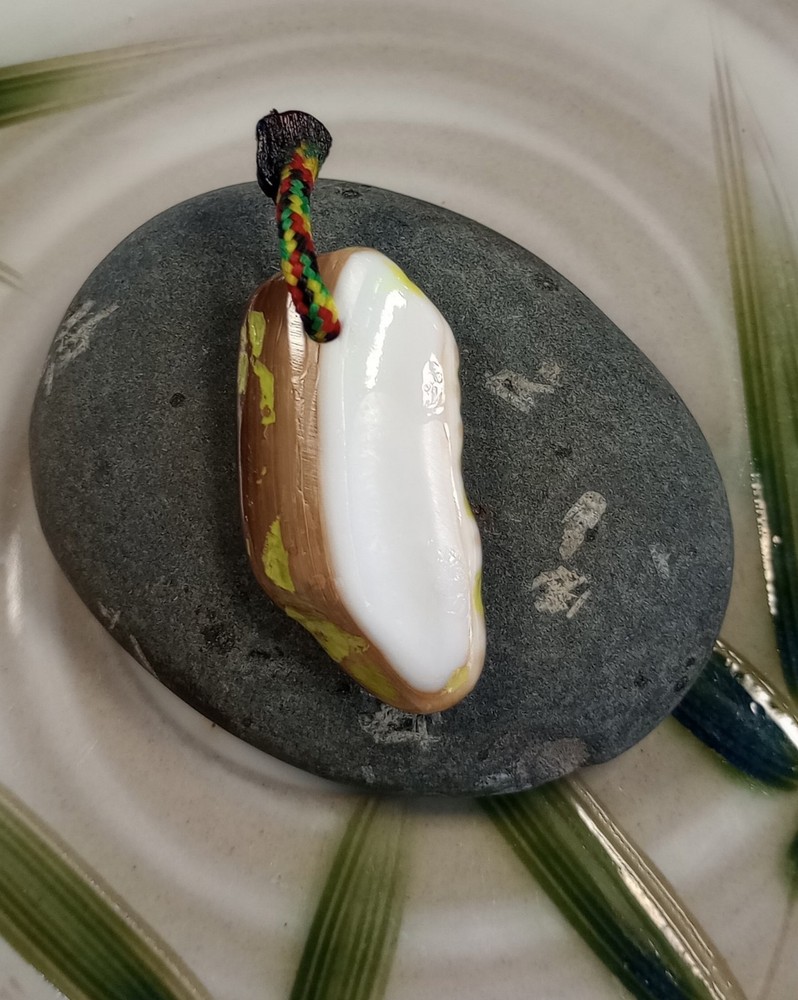 Handmade Hawaiian Seashell Pendant