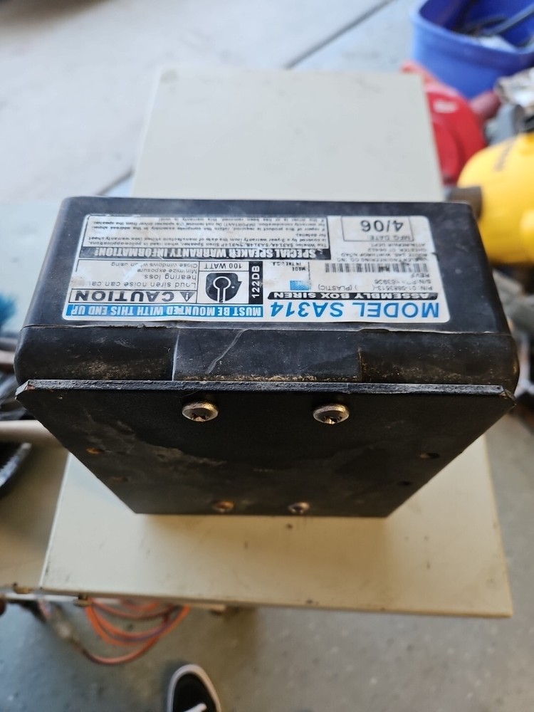 Whelen Assembly Box Siren