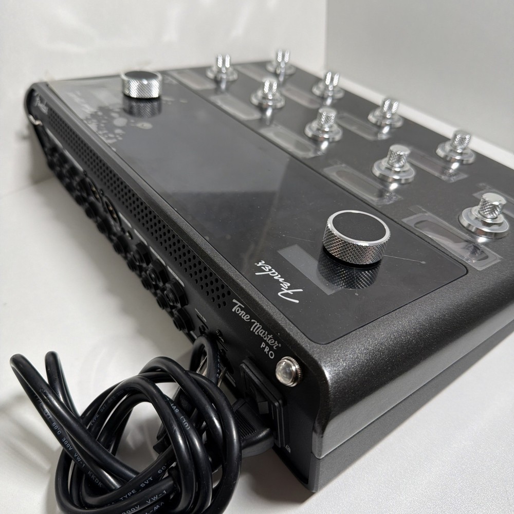 Fender Tone Master Pro Multi-Effects Guitar Workstation - Black
