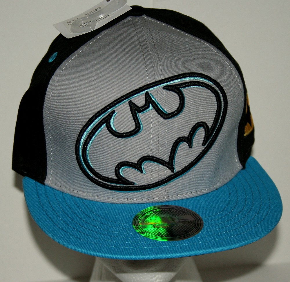 Official The Batman  DC Comics  Snap Back Cap Hat New Tags OSFA 2012 $20 Value