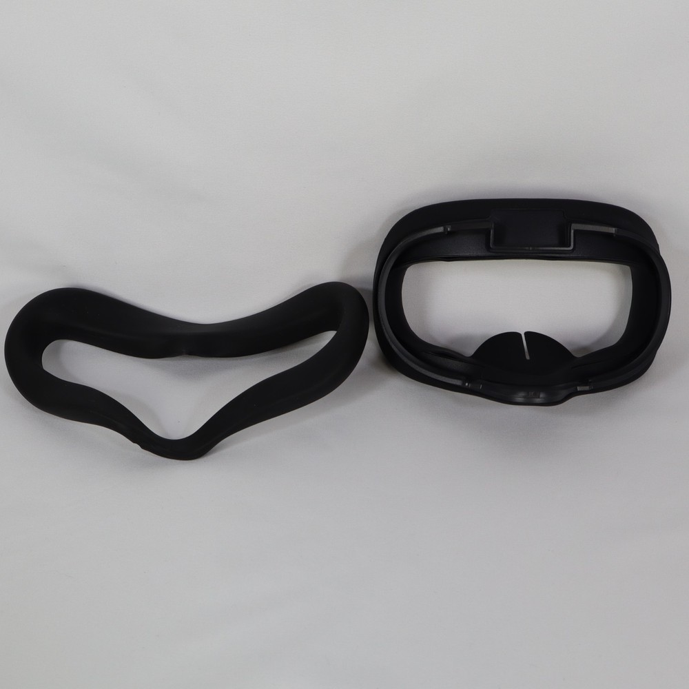 Face Cover Bracket w/ 2 Silicone Pads for Oculus Quest 2 VR Headset