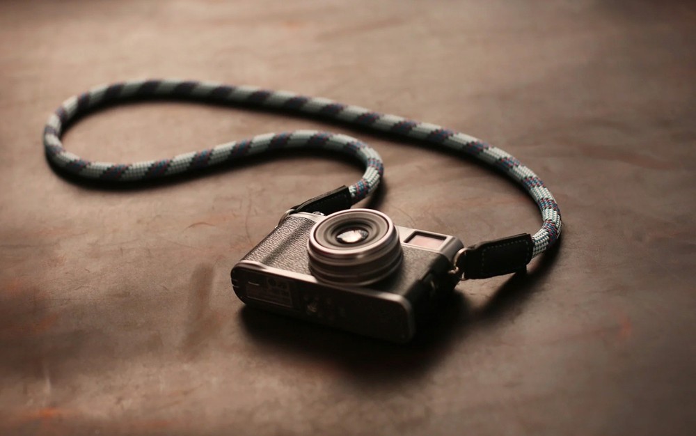 Windmup Blue Pattern Rope Camera Strap – Handmade Climbing Rope & Black Leather