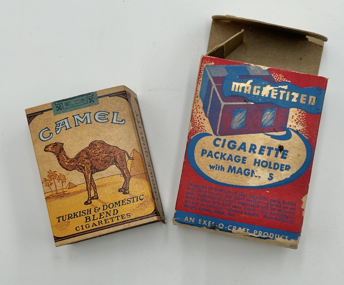 VTG Magnetic Cigarette Holder Pack Camel Cardboard Box