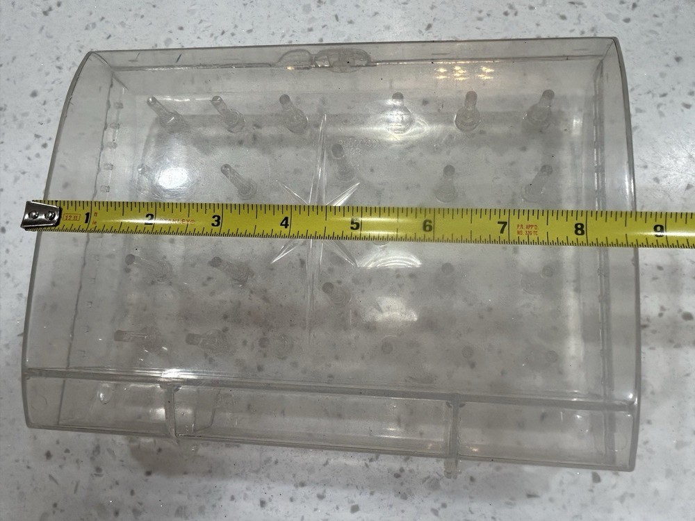 Dritz #786 Clear Sewing Thread Case Holds 24 spools