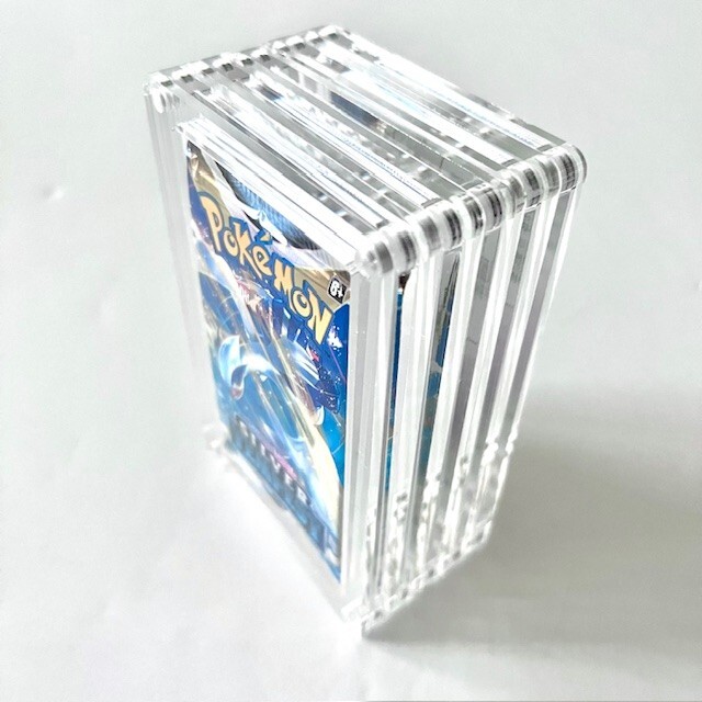 Booster Pack Protector Case – Acrylic Magnetic Display for Pokémon MTG Yu-Gi-Oh