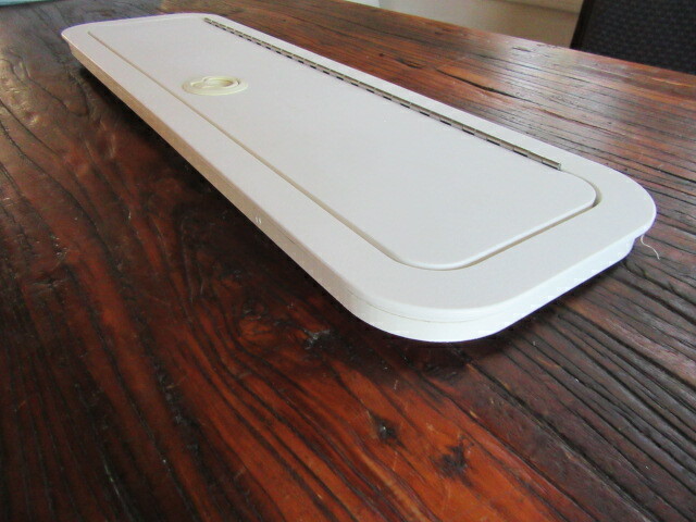 Cabinet Deck Console Hatch 23" x 12-1/2" Starboard