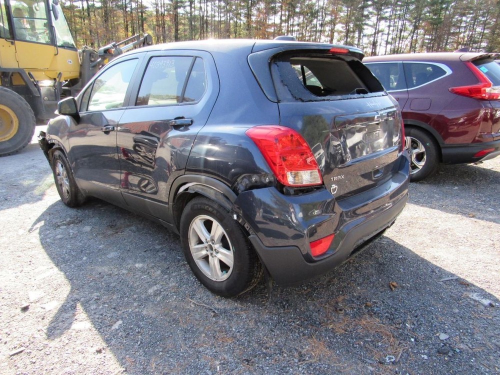 TRAX 2019 Glove Box 1002396