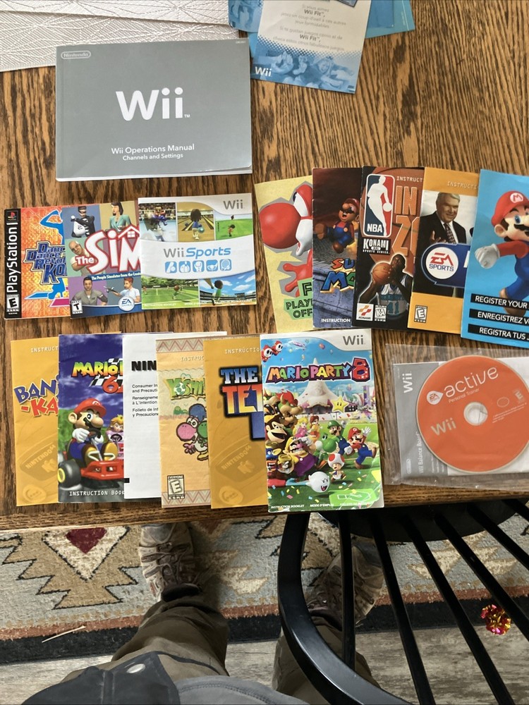 Gaming Wii And Such Booklets