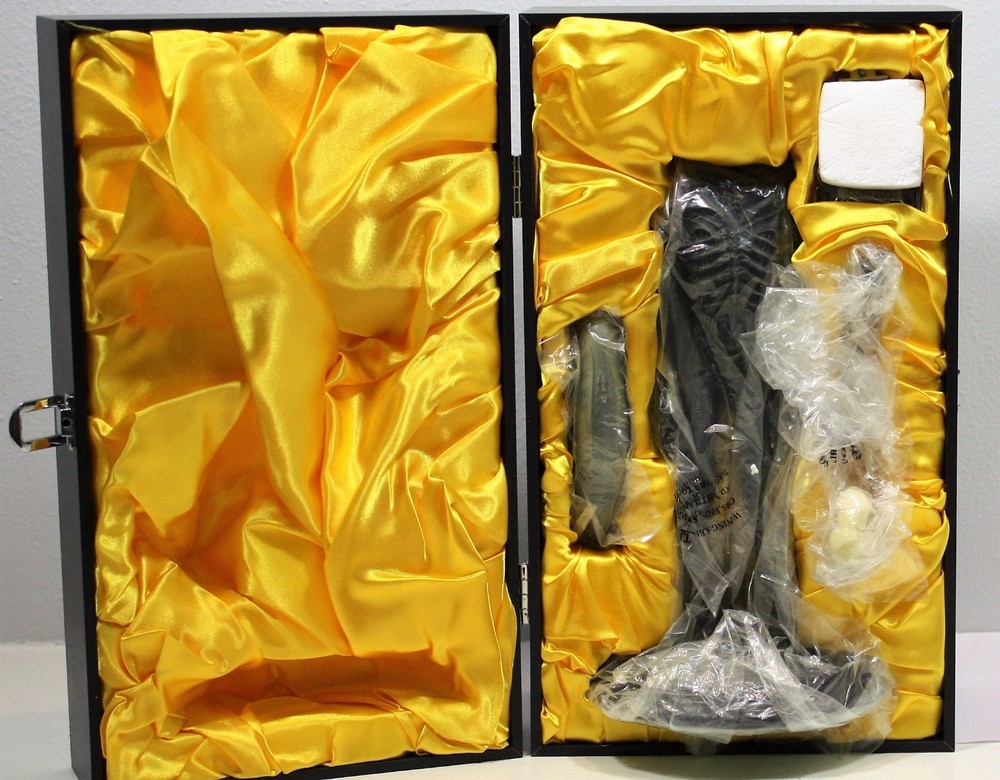 LIMITED X-Plus ALIEN statue Sci-Fi Heavy Weight Collection