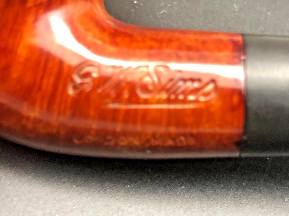 GW SIMS SMALL BENT APPLE IMMACULATE and ELEGANT!