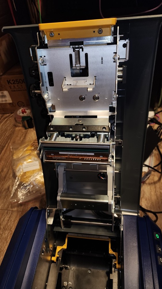 Brady BBP37 Desktop Label Printer