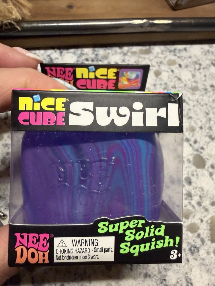 Needoh Nice Cube Swirl - Blue/pink