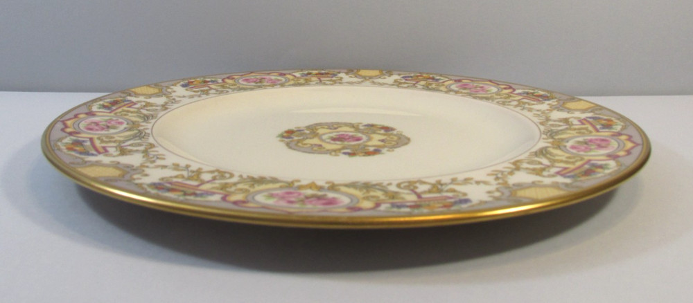 Morgan Belleek "Victoria" Dinner Plate