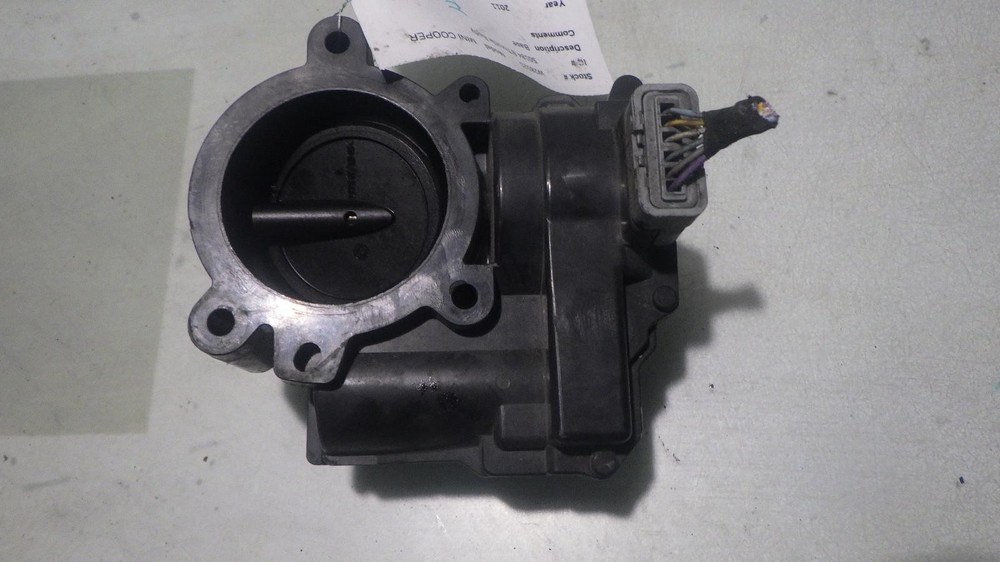 11 MINI COOPER Throttle Body