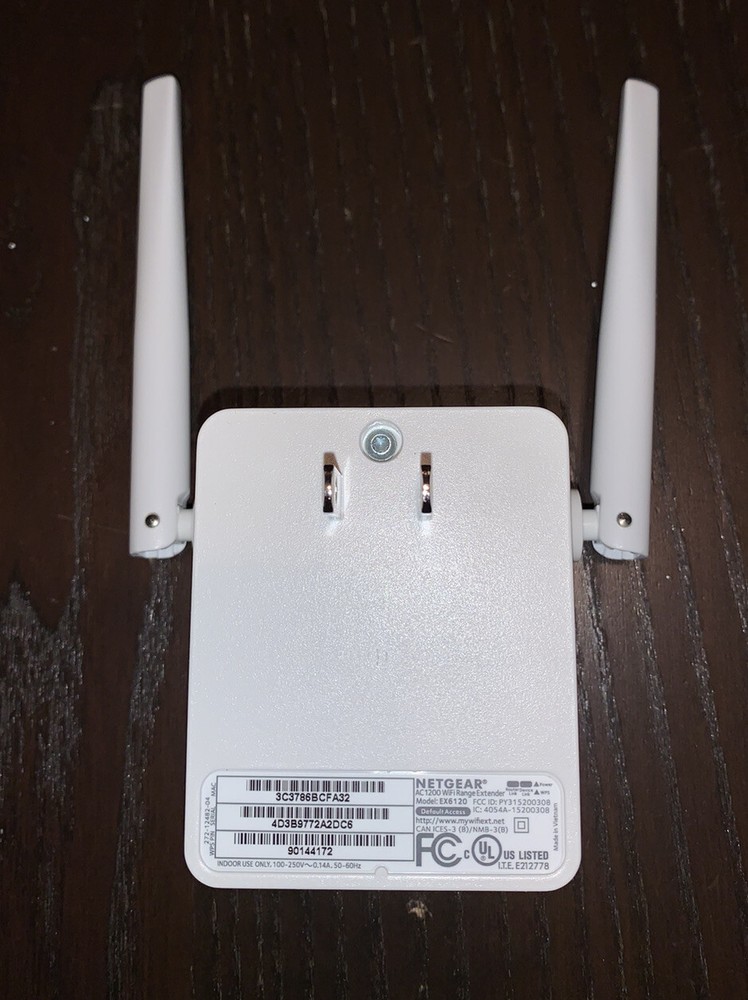 NETGEAR AC750 Wi-Fi Range Extender - EX3700-100NAS