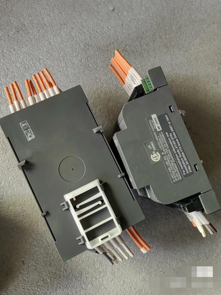 1pc USED XP-9102-8304D Controller Tested #V4RX CH