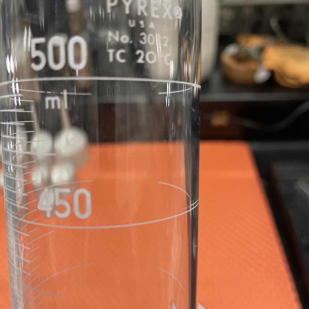 Pyrex 3022 500ml Graduated Cylinder