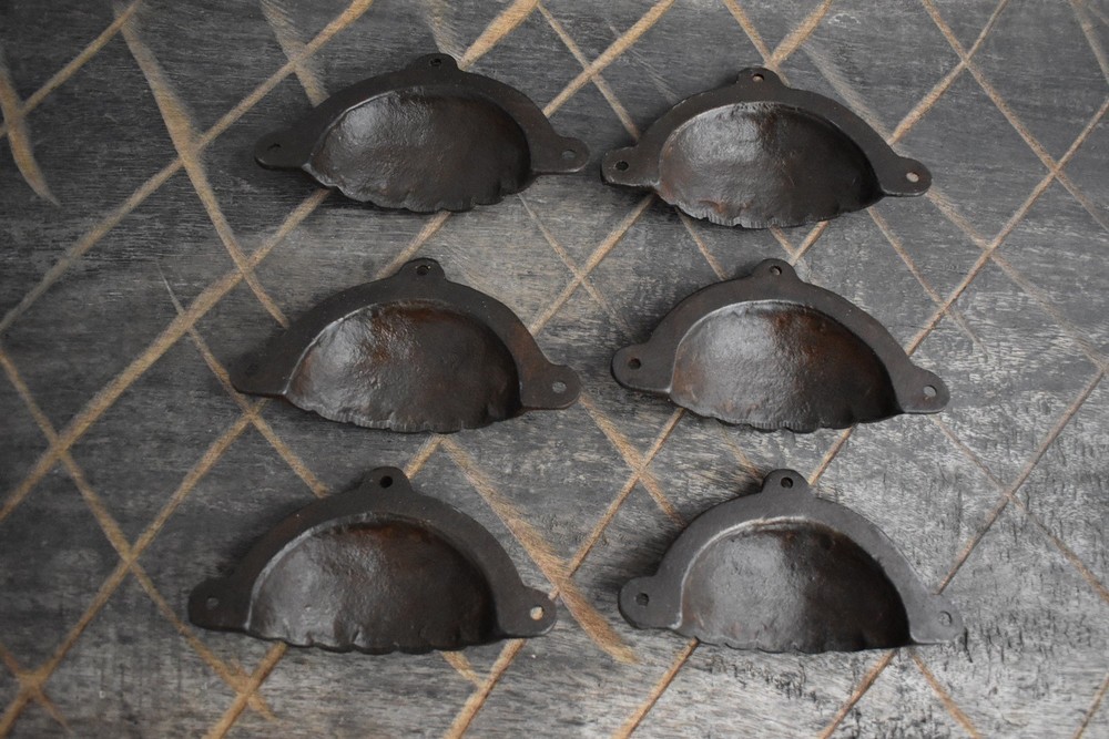 Vintage cast iron Cup cabinet drawer door knobs handles pull rustic 6 pcs
