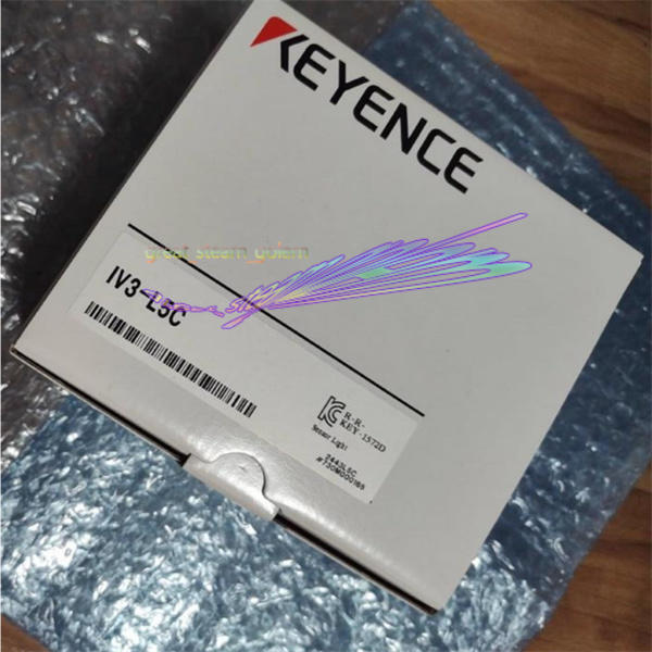 1piece KEYENCE IV3-L5C Light Source NEW