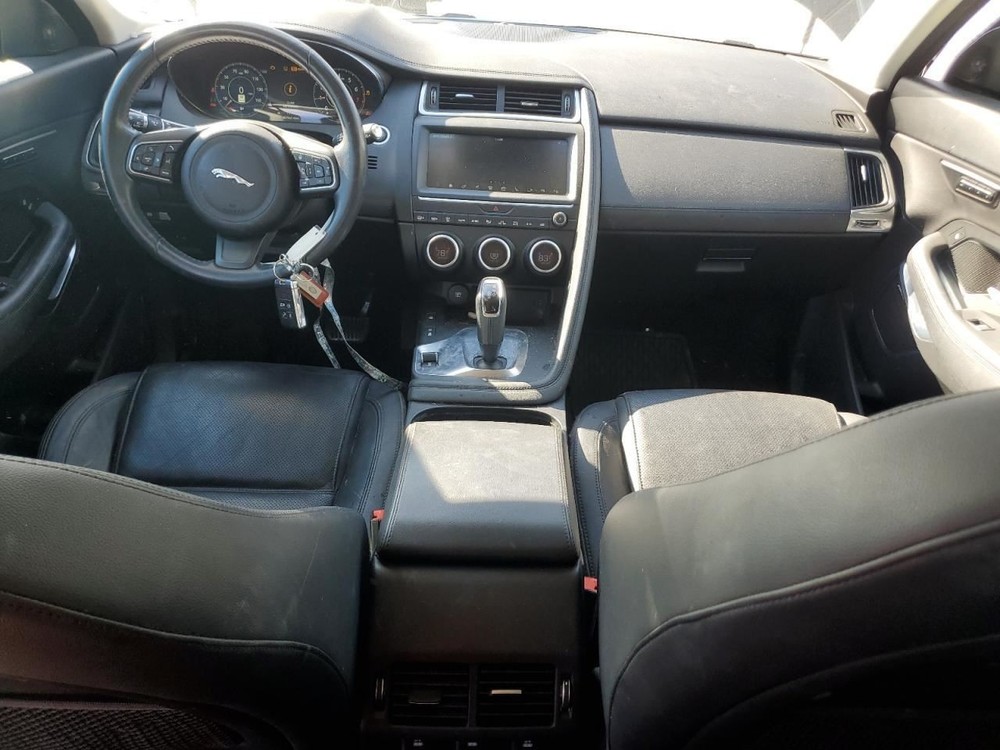 E-PACE 2018 Glove Box 4686289