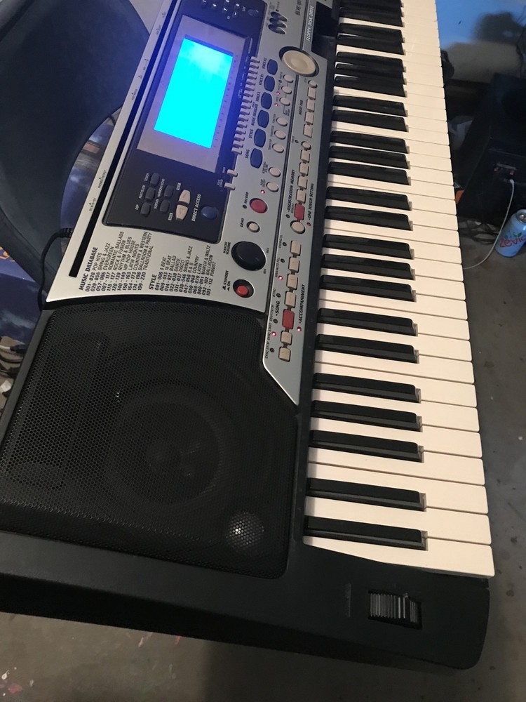 Yamaha psr 550
