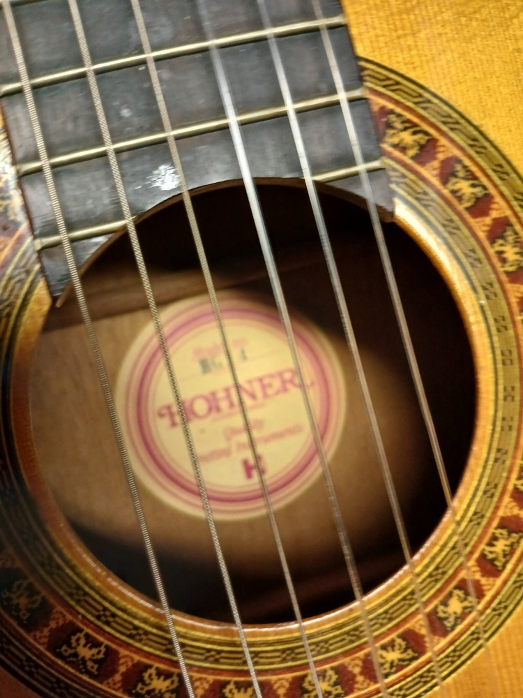 Hohner classical guitar w/ bag and extra strings, made in Korea