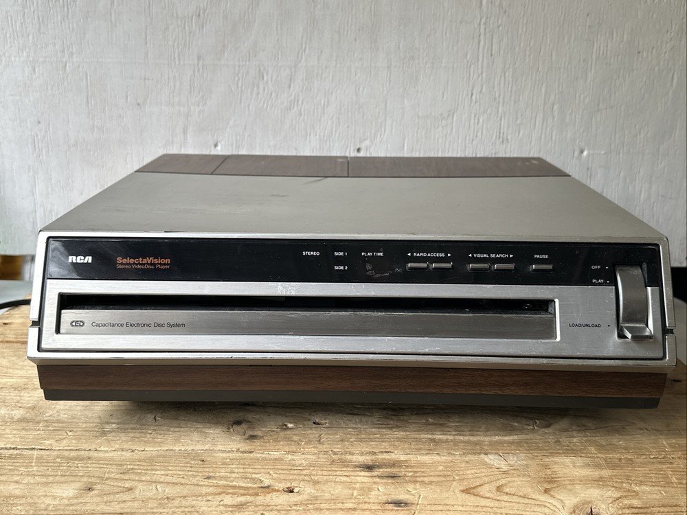 RCA SelectaVision Video Disc SGT 200 Player & Discs