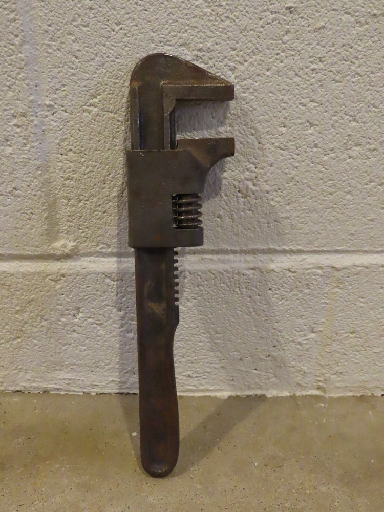 Vintage 11" Auto Monkey Pipe Wrench Adjustable Hand Tool Engine