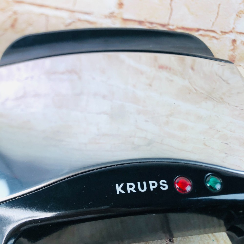 KRUPS 653 WAFFLE CHEF COMPACT 2 SLICE BELGIAN WAFFLE MAKER