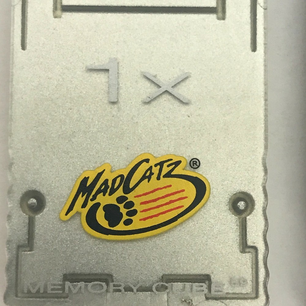 2 Nintendo GameCube Memory Cards with Protective Case