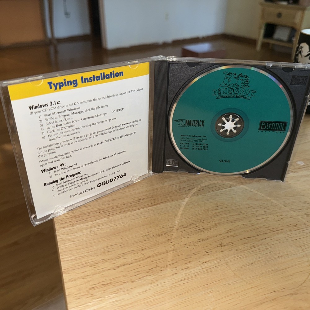 Typing CD ROM Dinosoft Case, Booklet And Working CD