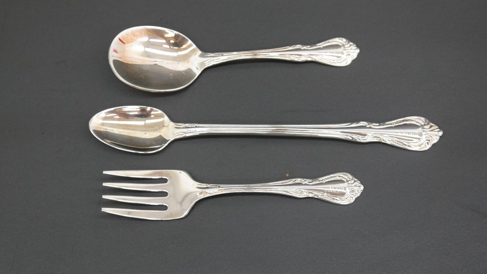 Oneida Harmony Silver Plated Silverware 3 Piece Baby Set "Jacob" JR