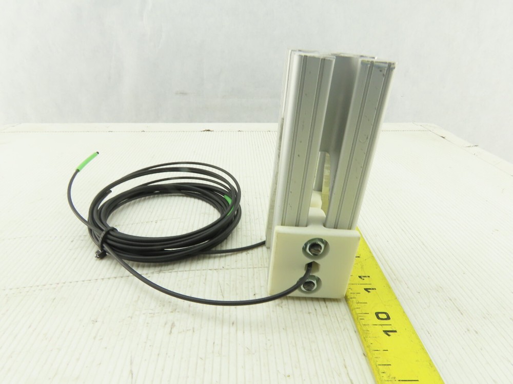 Keyence FU-77V Paper Processing Edge Detection Pass Through Fiber Optic Sensor