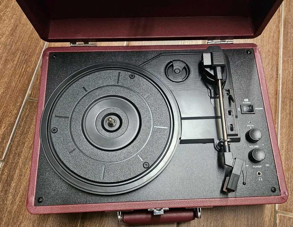 Crowley Plus Portable Turntable 3 Speed Turntable Bluetooth Record Player New