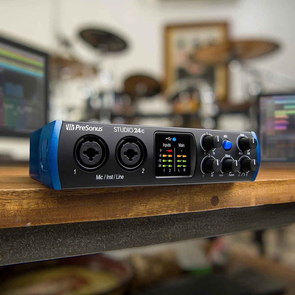 2x2, 192 kHz, USB Audio Interface with Studio One DAW Recording Software