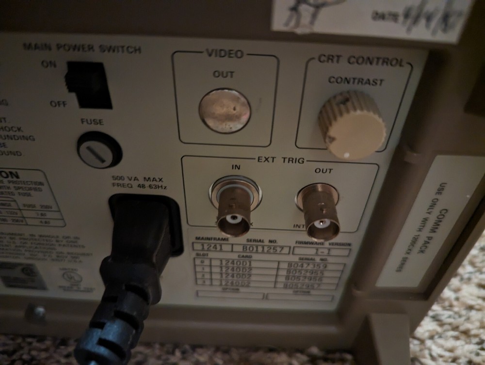 Tektronix 1241 Logic Analyzer Powers On