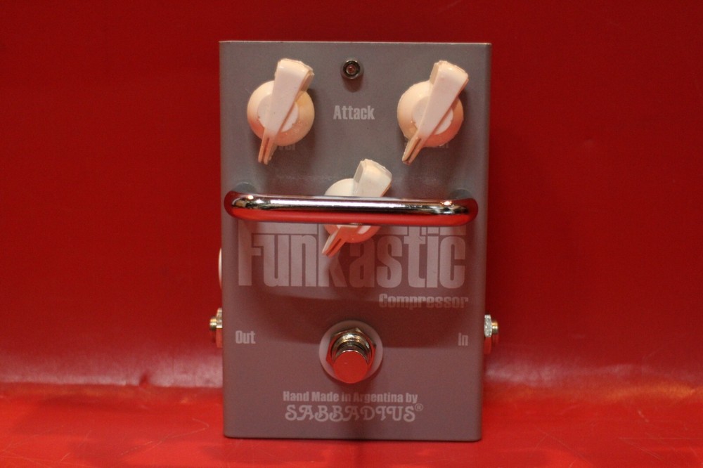 USED Sabbadius Custom Pedal Effects Funkastic Compressor Effector U1229 210708