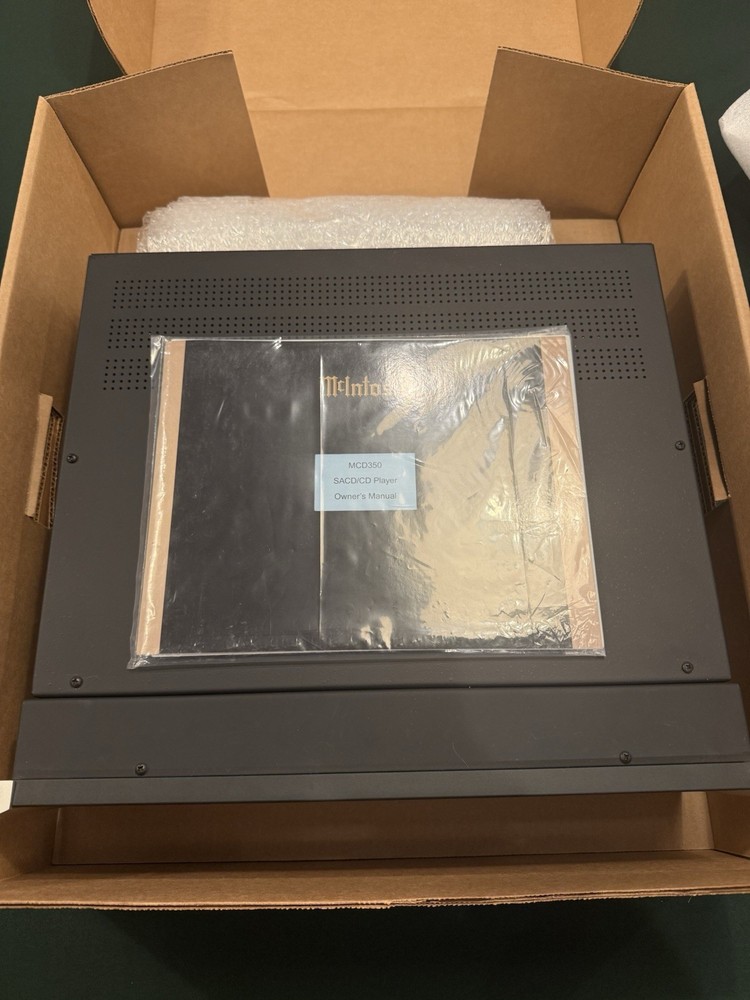 McIntosh MCD350 CD / SACD Player - Excellent