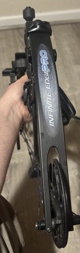 Diamond Infinite Edge Pro Black Compound Bow with Release Aid & Accessories