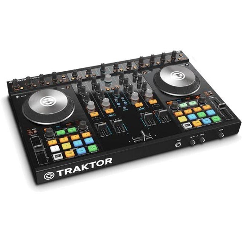 Native Instruments Traktor Kontrol S4 MK2  Pro DJ Controller 4-Deck PCDJ S4MK2