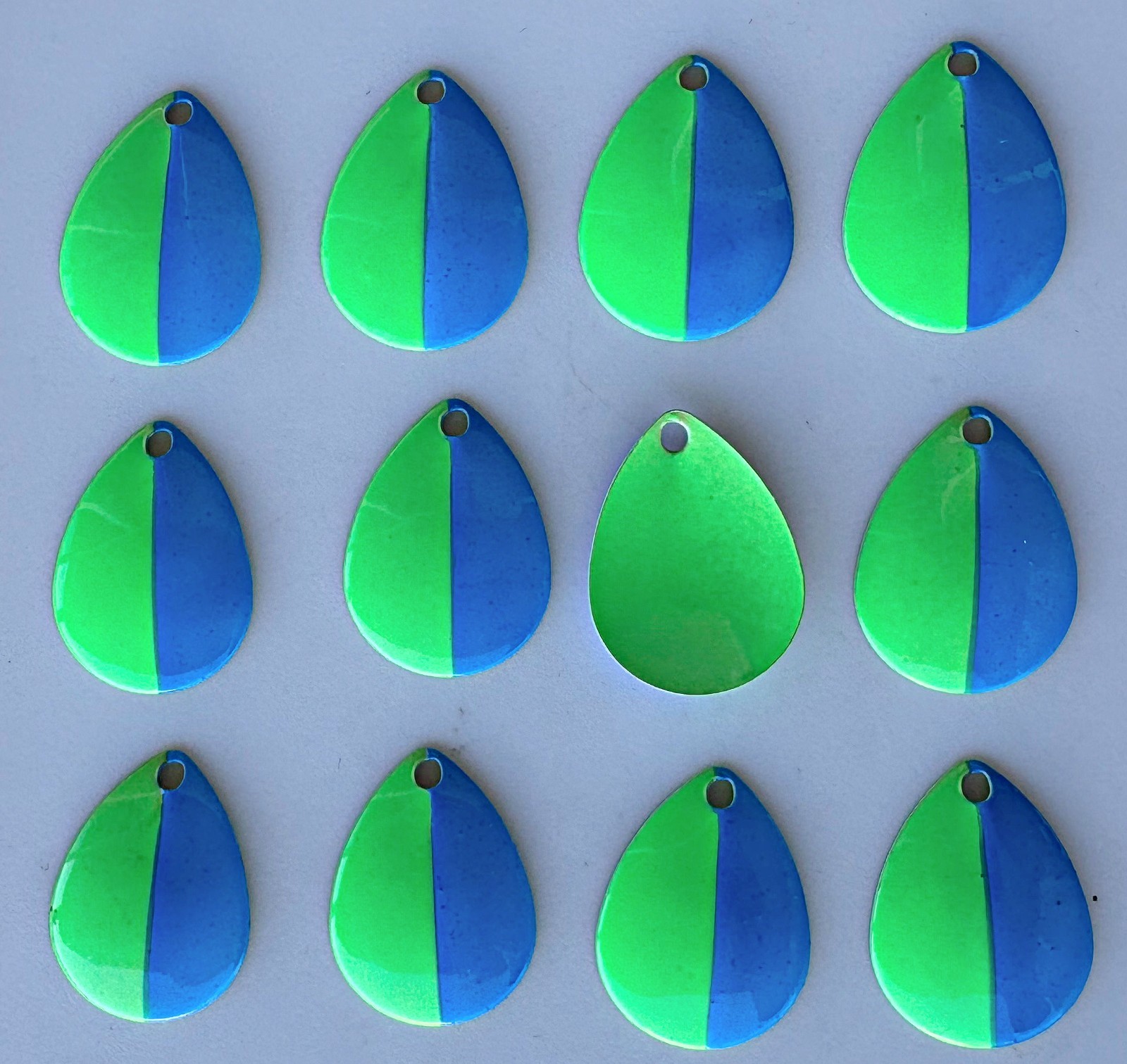 Pkg of 12 each Size 3.5 Colorado Series Blades "Tropical Popsicle" Pattern 12 pk