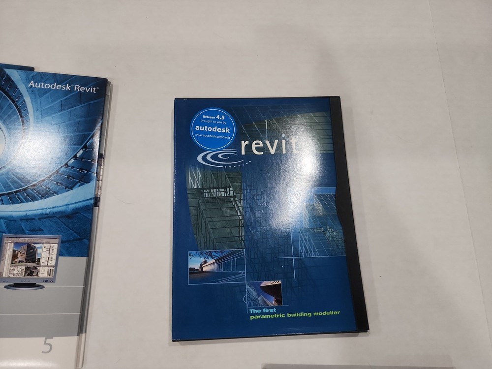 Autodesk AutoCAD Revit Series Software Lot UNTESTED