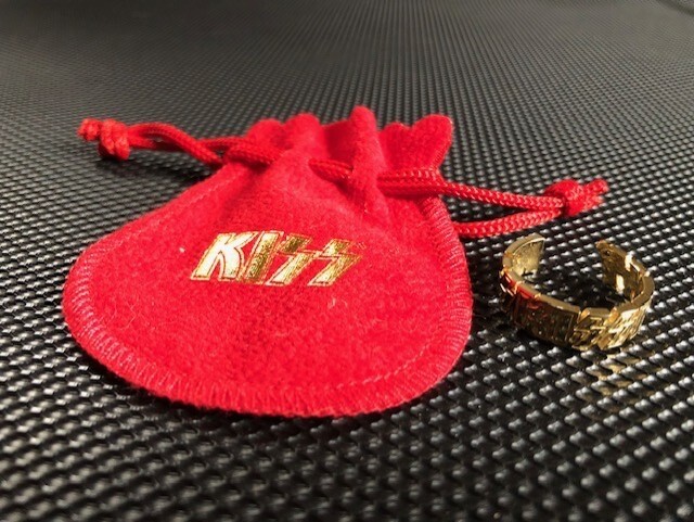 KISS - The Tour 2012 - VIP Merch bundle #2 + BONUS !!!!!!!